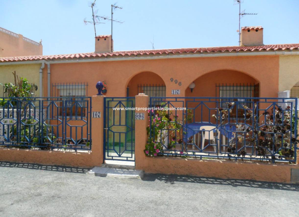 Short Term Rentals - Townhouse - La Marina - Urbanización La Marina